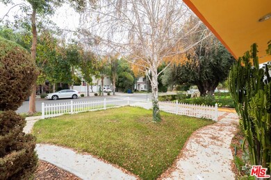21021 Costanso St, Woodland Hills, CA 91364 - photo 5