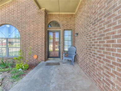 1504 NE 26th St, Moore, OK 73160 - photo 4