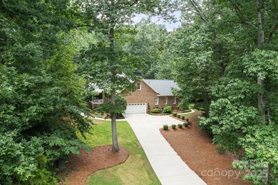 501 Colonels Ct, Clover, SC 29710 - photo 3