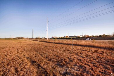 2001 N Spring Valley Rd, Junction City, KS 66441 - photo 4