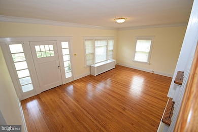 309 W Diamond Ave, Gaithersburg, MD 20877 - photo 3