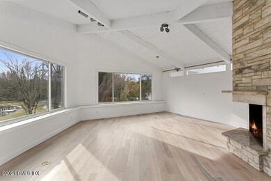 18 Dwight Ln, Greenwich, CT 06831 - photo 6