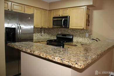280 Shady Oak Ct unit 80, Piscataway, NJ 08854 - photo 7