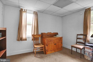 1200 Butter Ln, Reading, PA 19606 - photo 6