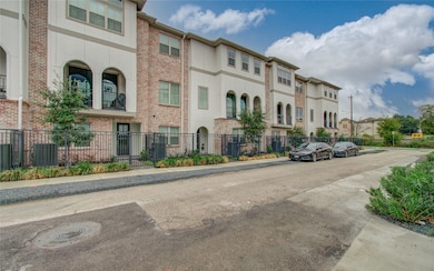 5205 Allen St unit F, Houston, TX 77007 - photo 2