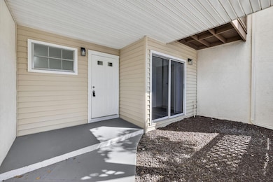 4875 N Hemingway Cir, Margate, FL 33063 - photo 4