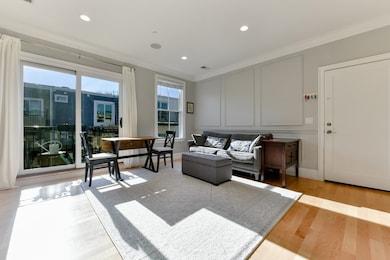 37 P St unit 5, Boston, MA 02127 - photo 2