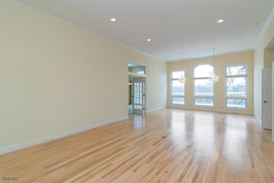 2829 SW 30th St, Des Moines, IA 50321 - photo 6