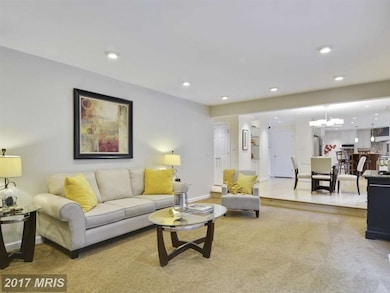 5701 Mossrock Dr, Rockville, MD 20852 - photo 6