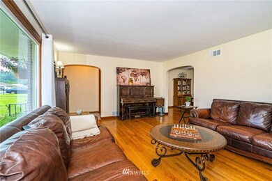 1735 SW Gails Ave, Chehalis, WA 98532 - photo 5