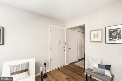 4 Avon Dr E, East Windsor, NJ 08520 - photo 4