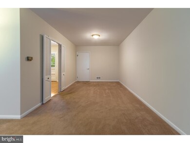 443 Parkview Dr, Mount Holly, NJ 08060 - photo 7