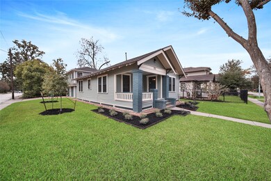 216 Munford St, Houston, TX 77008 - photo 3
