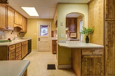 37 Arden Rd, Columbus, OH 43214 - photo 5