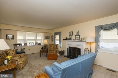12718 Clearfield Dr, Bowie, MD 20715 - photo 5