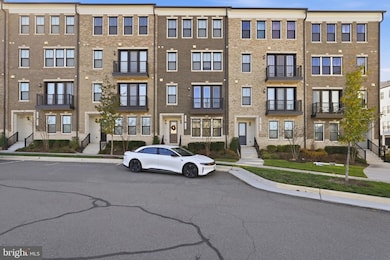 42605 Nubbins Terrace, Ashburn, VA 20147 - photo 3