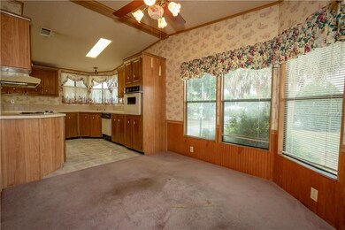 104 Hyde Park Ct, Davenport, FL 33897 - photo 6