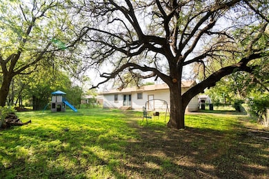 812 W Washington Ave, Copperas Cove, TX 76522 - photo 7