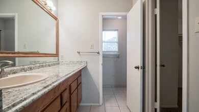 15402 Meadow Village Dr, Houston, TX 77095 - photo 4