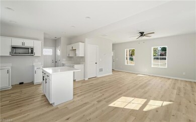 Photo is similar to home being built.