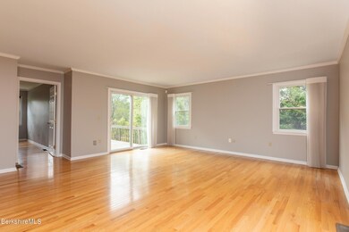 24 Walden Ln, Pittsfield, MA 01201 - photo 3