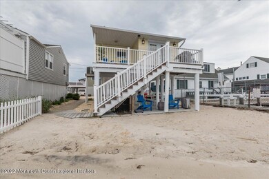 01-433BaysideTerrace30001