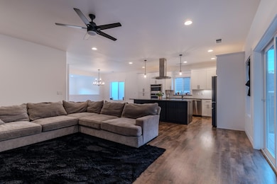 531 W La Strada Cir, Medford, OR 97504 - photo 7