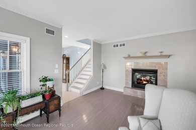 1625 Ocean Ave Point Pleasant-large-008-