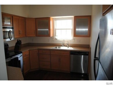 1804 Merlot Dr unit B, Easton, PA 18045 - photo 4