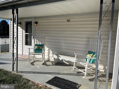 13186 Edgemont Rd, Smithsburg, MD 21783 - photo 5