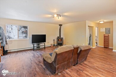 05-Living Room_SLS_-5613