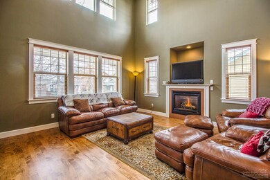 2801 NE Red Oak Dr, Bend, OR 97701 - photo 4