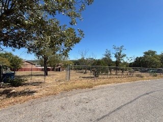 1521 Marion Dr unit 12, Kerrville, TX 78028 - photo 2