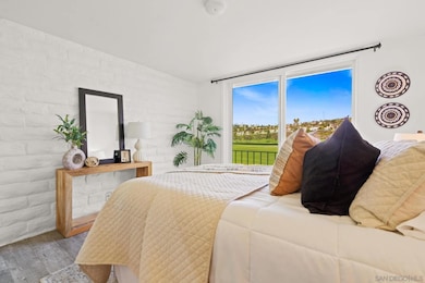 2544 Navarra Dr unit 17, Carlsbad, CA 92009 - photo 4