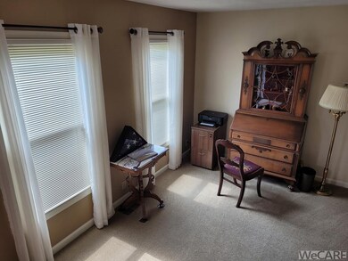 5756 Clover Ridge Dr, Lima, OH 45807 - photo 7