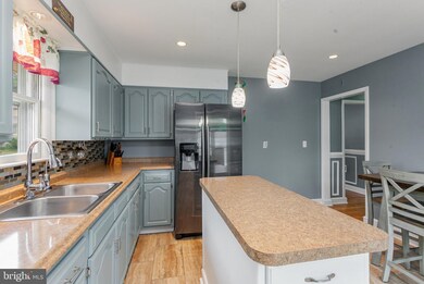 705 Clover Ave, Essex, MD 21221 - photo 7