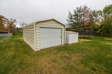 HUGE detached workshop & shed