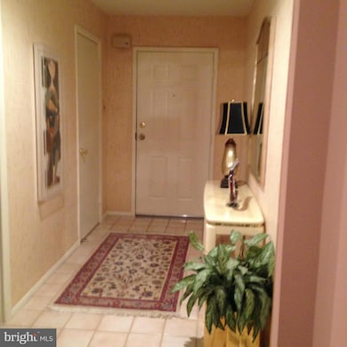 3011 Fallstaff Rd unit 304A, Baltimore, MD 21209 - photo 2