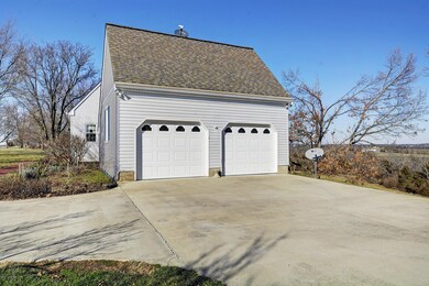 Attached 2 Car Garage