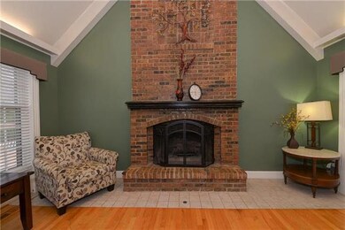 10420 W 50th Place, Shawnee, KS 66203 - photo 5