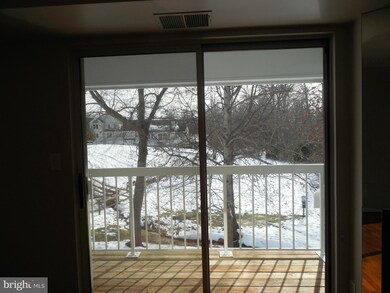 5800 Orchard Hill Ct unit 5800, Clifton, VA 20124 - photo 6