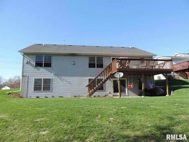 2911 W 63rd St, Davenport, IA 52806 - photo 2