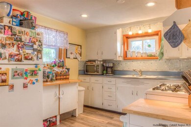 129 Minnewaska Trail, Kerhonkson, NY 12446 - photo 4