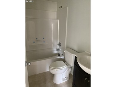 314 NE Faulconer St, Sheridan, OR 97378 - photo 2