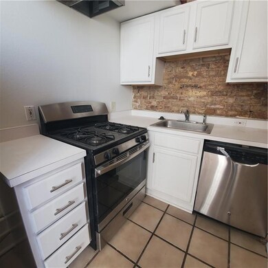 1033 Josephine St unit B, New Orleans, LA 70130 - photo 6