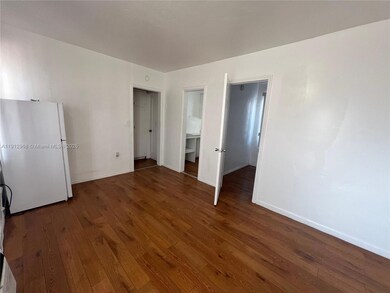 6949 Byron Ave unit 2, Miami Beach, FL 33141 - photo 3