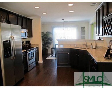 Kitchen. Kitchen with view to breakfast room
