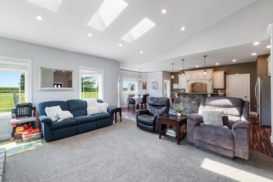 5025 W Griffith Rd, Hudson, IA 50643 - photo 7