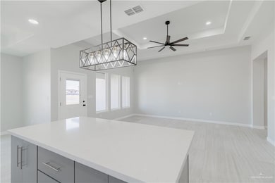 568 Kiki St, Edinburg, TX 78539 - photo 6