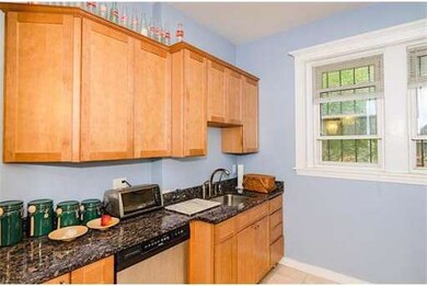 5 Colliston Rd unit 1, Brighton, MA 02135 - photo 5